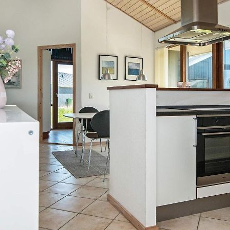 8 Person Holiday Home In Ulfborg Buitenkant foto