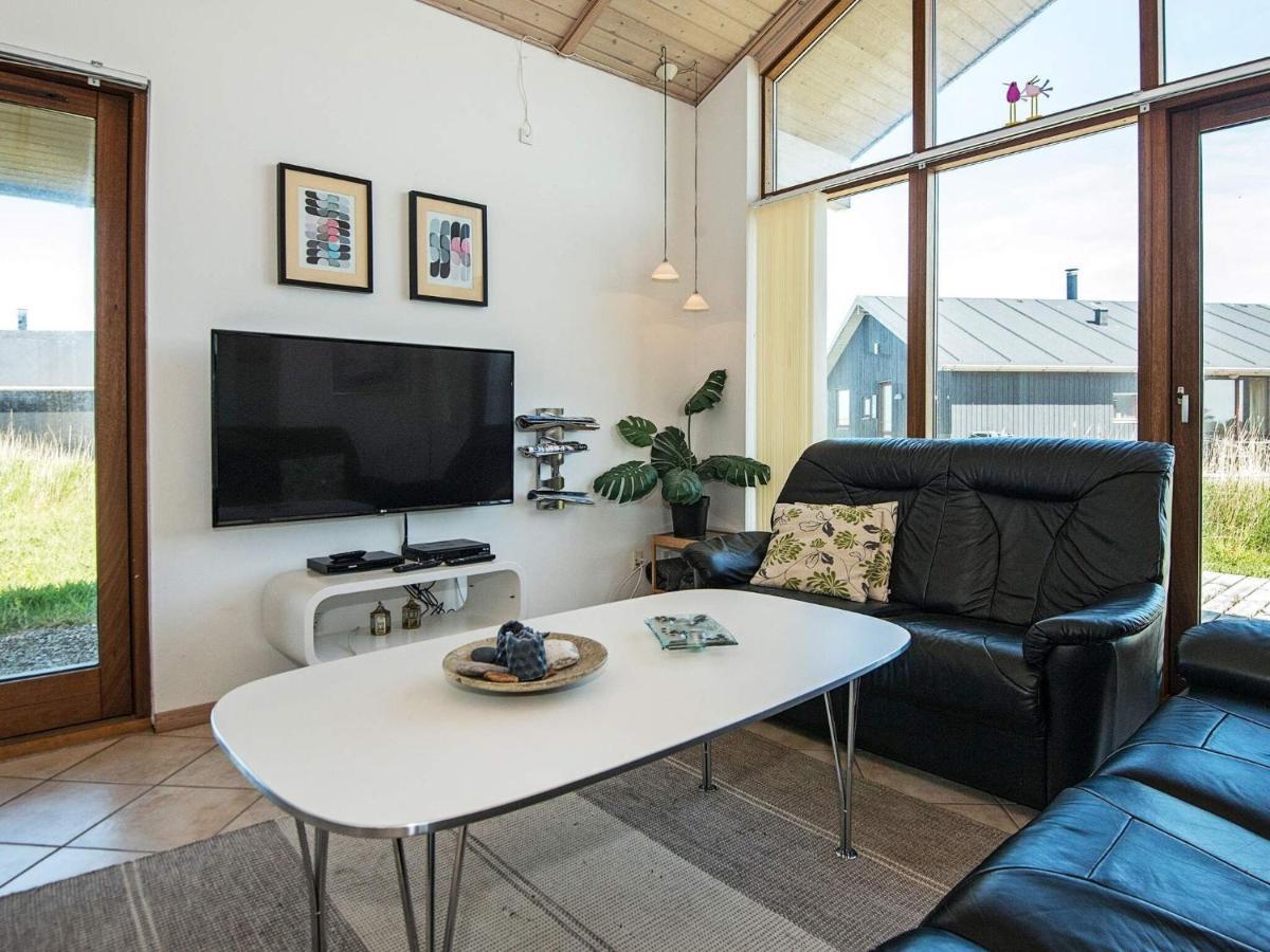 8 Person Holiday Home In Ulfborg Buitenkant foto